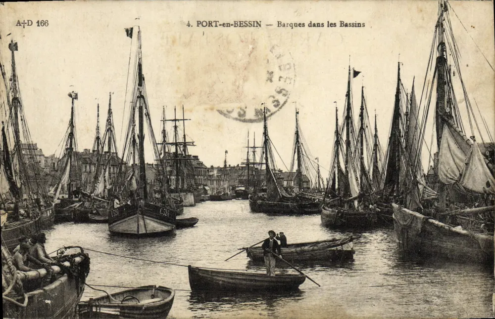 PORT-en-BESSIN — Boote in den Becken — A+D 166 - Vorderseite