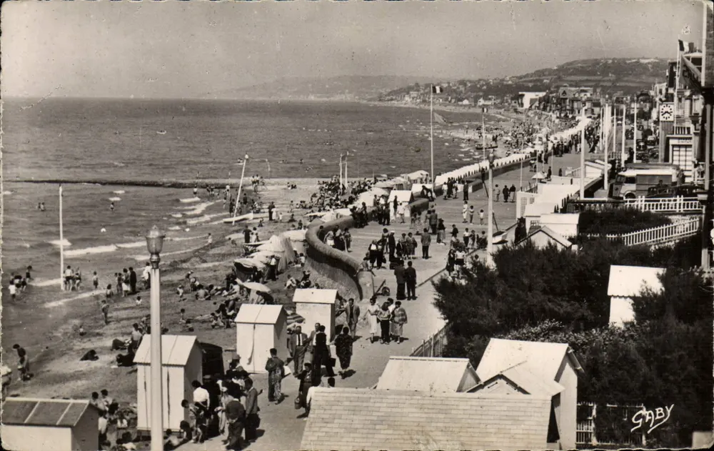 Der Strand bei Deauville — Villers-sur-Mer (Calvados) — Editions GABY - Vorderseite