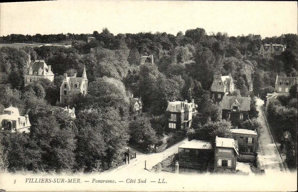 Villiers-sur-Mer — Panorama — Südseite — LL. - Vorderseite