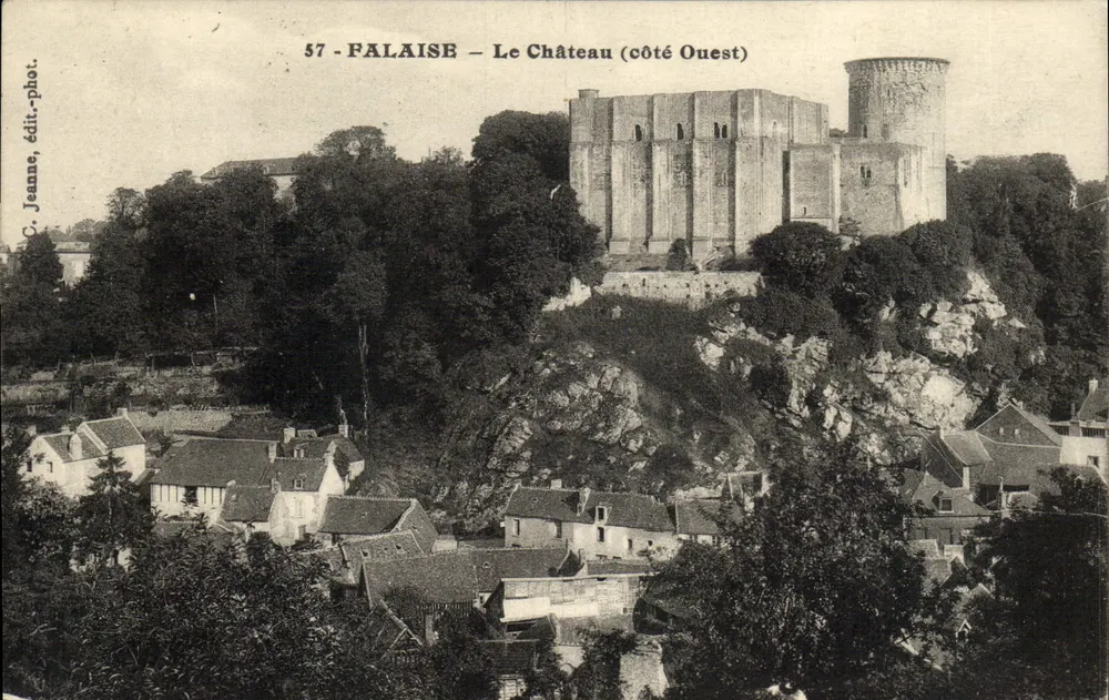 Falaise — O Castelo (lado Oeste) — C. Jeanne, editor-fotógrafo - Frente