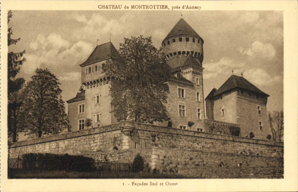 Castelo de Montrottier — Faches Sul e Oeste — Edição da Academia Fiorimontane - Frente
