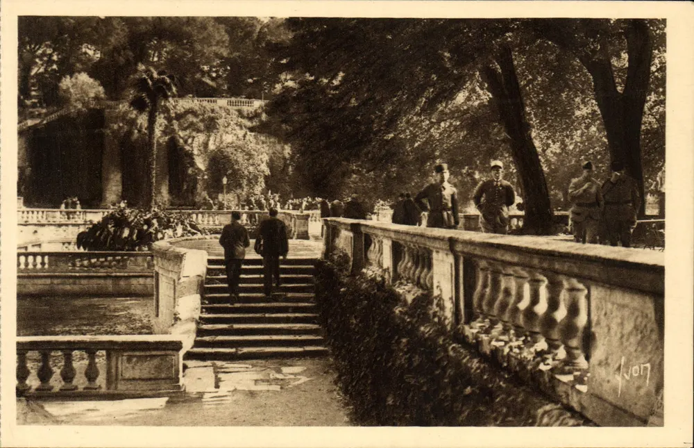 Jardin de la Fontaine — Nîmes (Gard) — Les Éditions d'Art Yvon, Paris - Vorderseite
