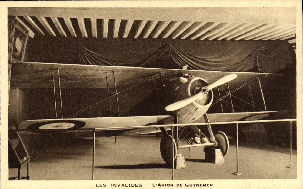 Les Invalides — Das Flugzeug von Guynemer — Edition des Armee-Museums - Vorderseite
