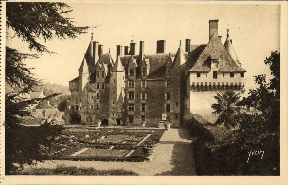 Schloss Langeais — Schlösser der Loire — Kunstausgabe YVON - Vorderseite