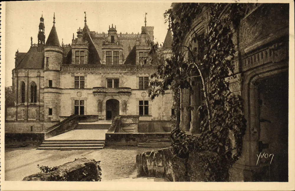 Castelo de Chenonceaux — Ala Thomas Bohier e detalhe da Torre das Marcas — Edição de Arte YVON - Frente
