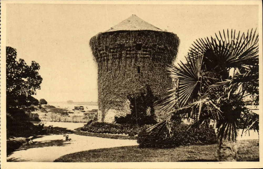 Angers (Maine-et-Loire) — Torre dos Ingleses — Edições de Arte 'VYON', Paris - Frente