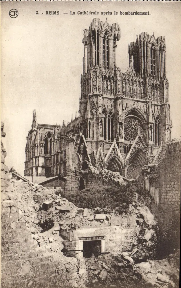 Reims — Die Kathedrale nach dem Bombenangriff — Editions OR. Ch. Brault Matoungues - Vorderseite