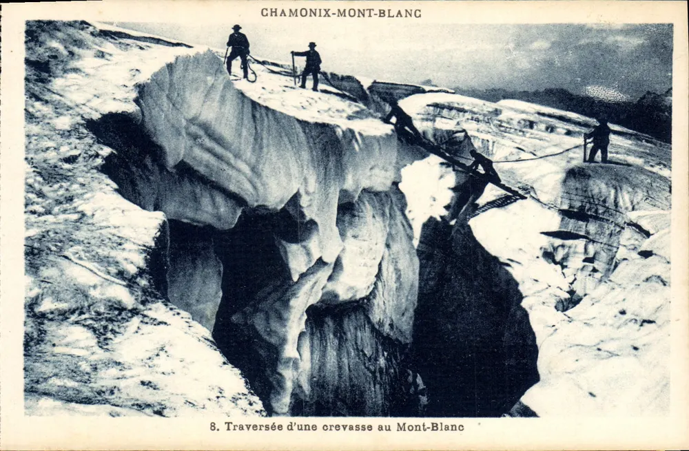Chamonix-Mont-Blanc — Überschreitung einer Rissstelle am Mont-Blanc — G. Tarras, phot.-édit. Chamonix-Mont-Blanc - Vorderseite