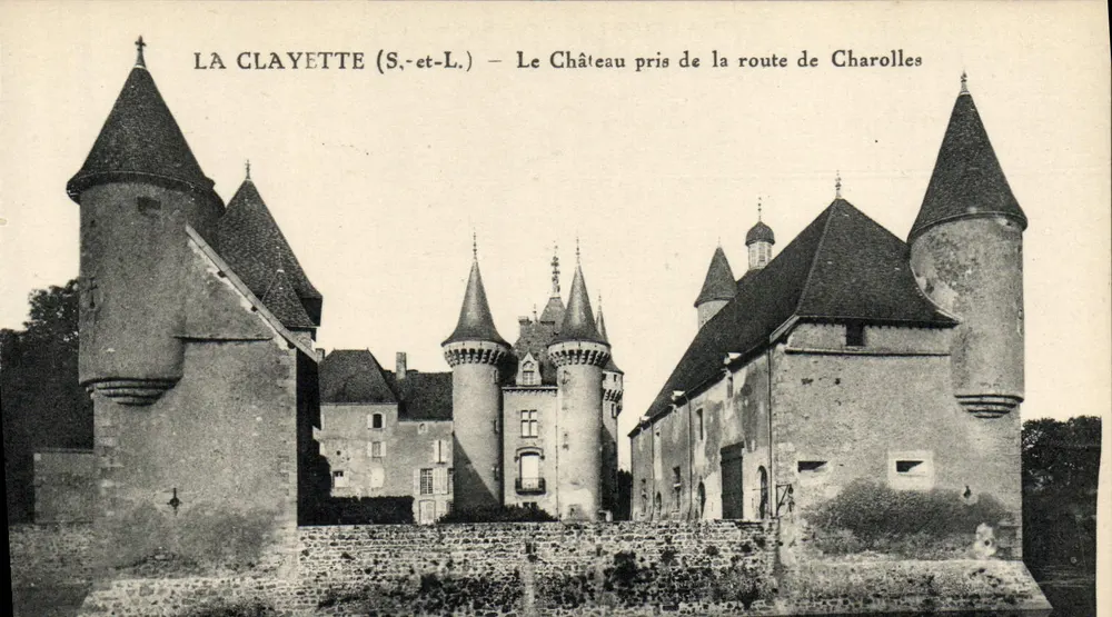 La Clayette (S.-et-L.) — Das Schloss von der Straße nach Charolles - Vorderseite