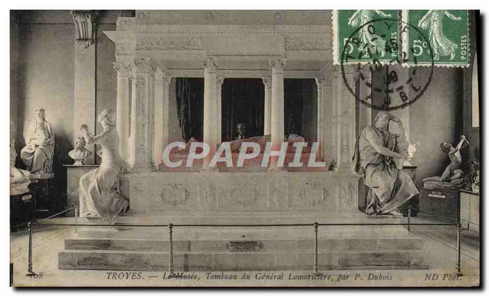 Troyes — Das Museum, Grab des Generals Lamoricière — von P. Dubois - Vorderseite