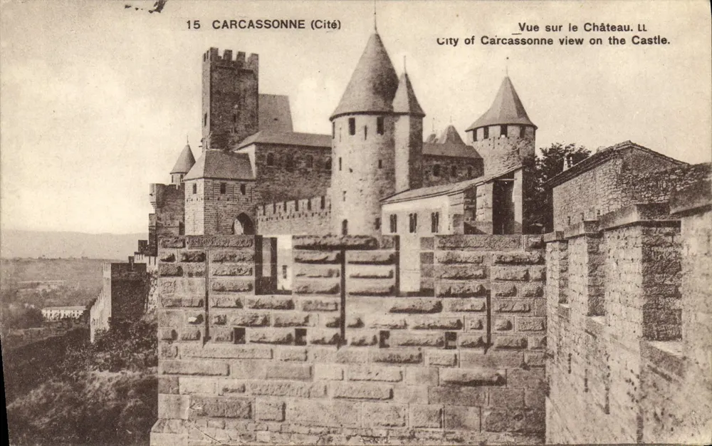 Carcassonne (Cidade) — Vista do Castelo — Editor Lévy & Neubrider, Paris - Frente