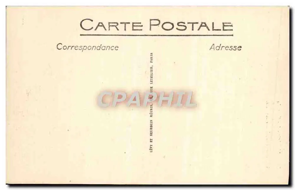 Arles - Eine Ecke des antiken Theaters. Korinthische Säulen - LL - Rückseite