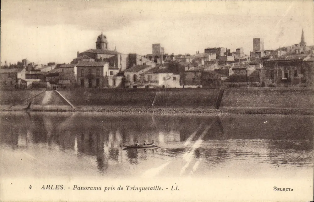 Arles - Panorama tirado de Trinquetaille - Selecta - Frente