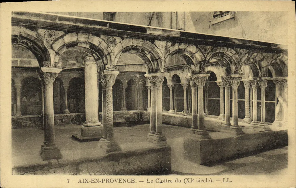 Aix-en-Provence — O Claustro do Século XI — LL. - Frente