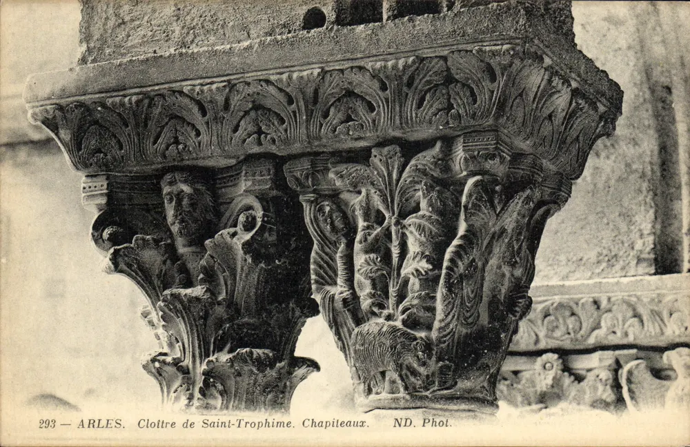 Arles — Claustro de São Trofiméu. Capitéis — ND. Fot. n°293 - Frente