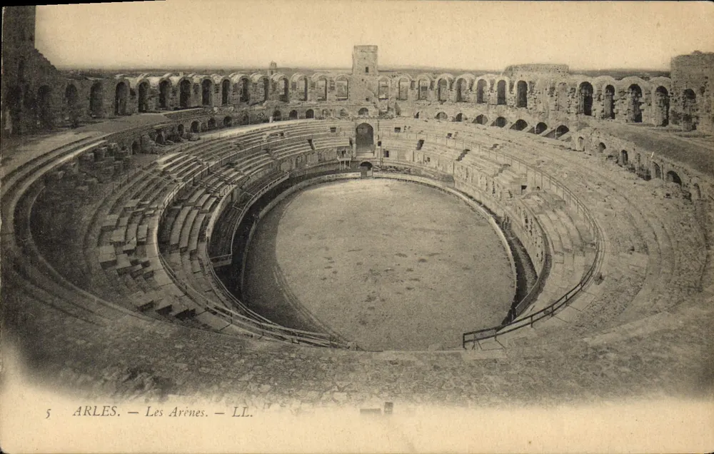Arles — As Arênes — LL. — n°5 - Frente