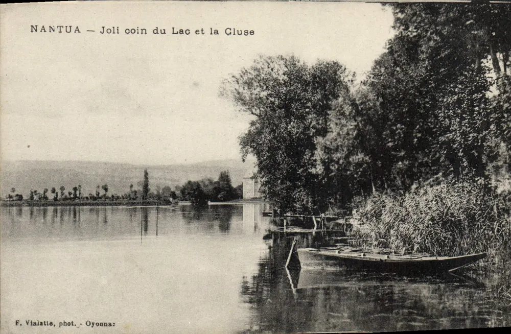 Nantua — Schöner Platz am See und die Gluse — F. Vlaiatte, phot. - Oyonnaz - Vorderseite