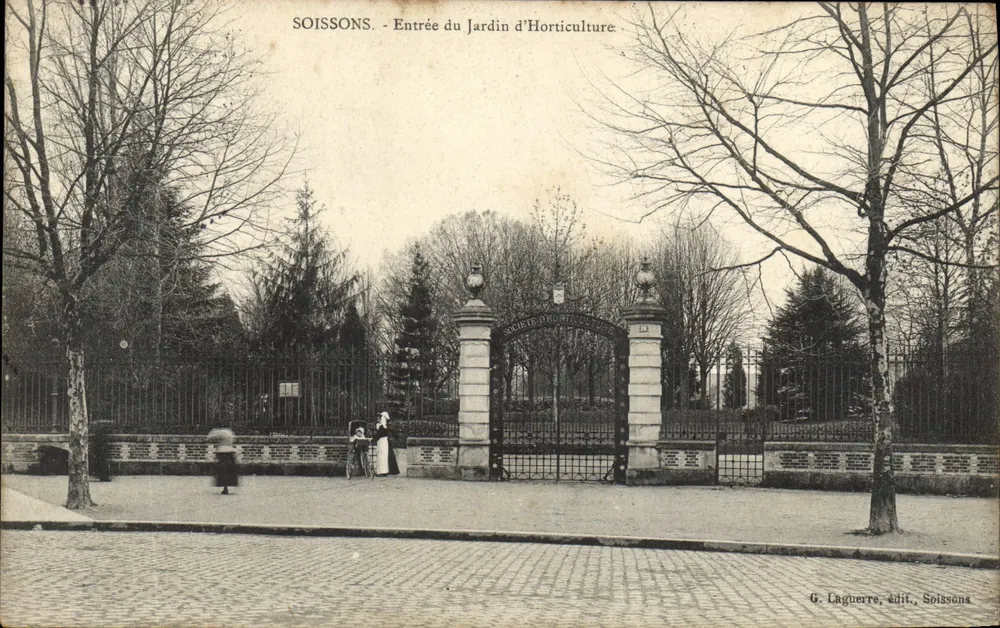 Soissons - Entrada do Jardim de Horticultura — G. Laguerre, editor, Soissons - Frente