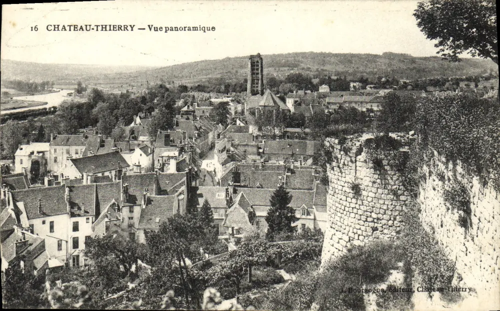Château-Thierry — widok panoramiczny — wydawca Château-Thierry, Bourgogne - Awers