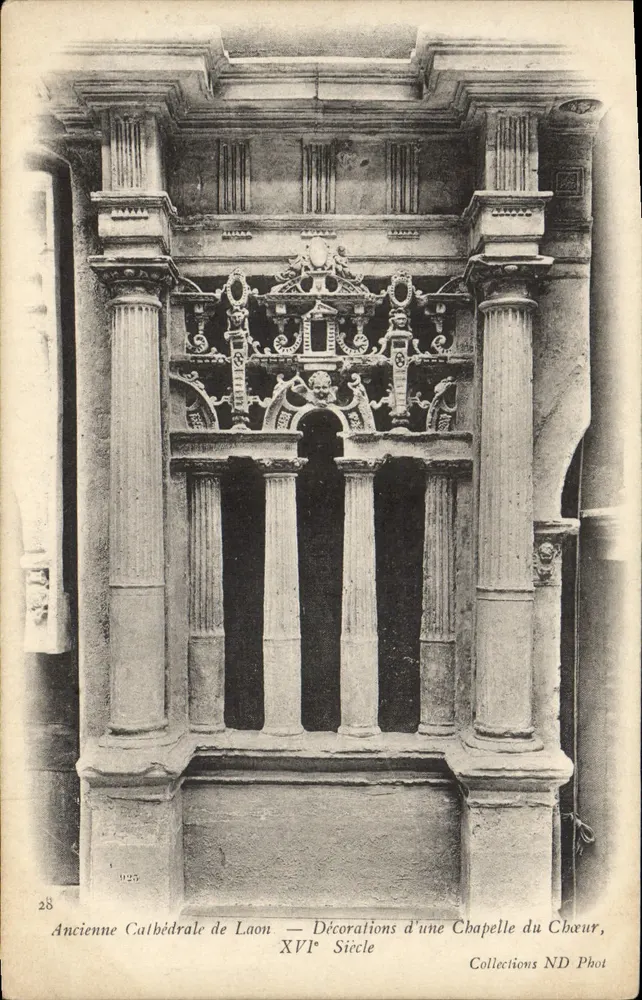 Alte Kathedrale von Laon — Dekorationen einer Kapelle des Chors, 16. Jahrhundert — Collections ND Phot - Vorderseite
