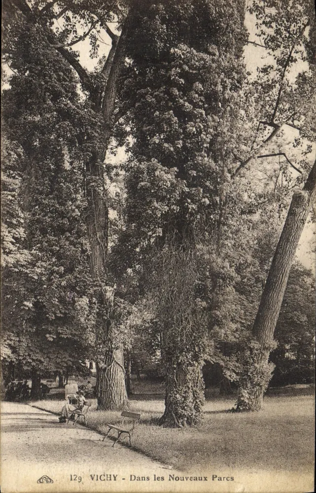 Vichy - In de Nieuwe Parken — onbekende uitgever, nr. 129 - Voorkant