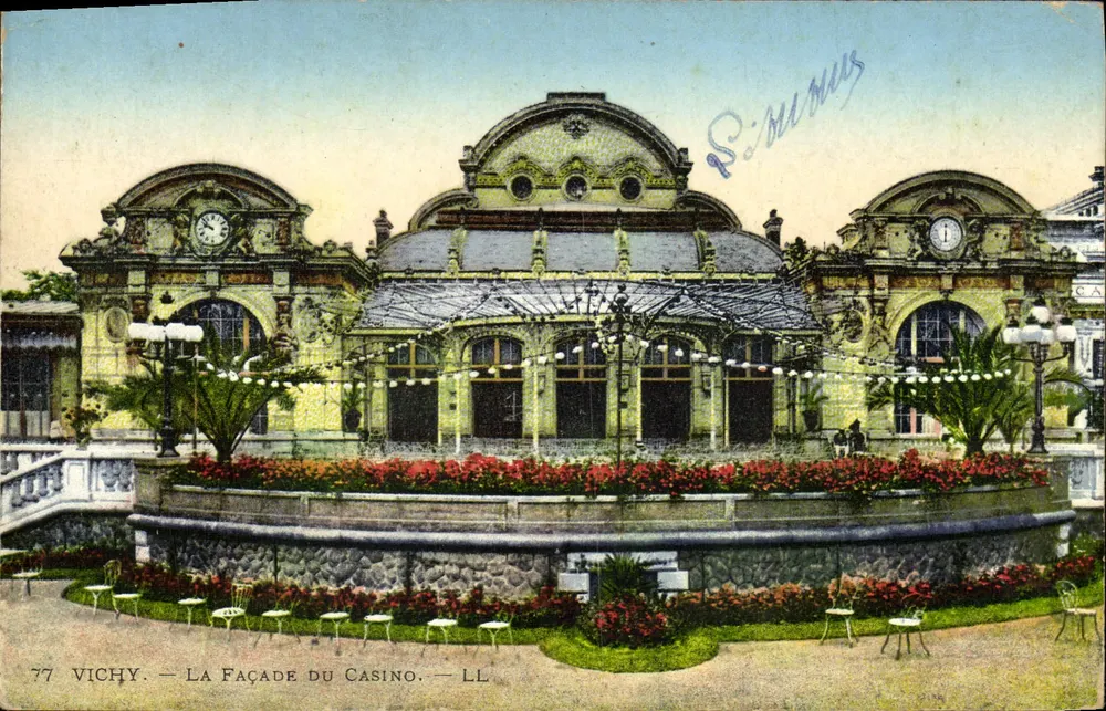 Vichy — La façade du Casino — LL - Awers