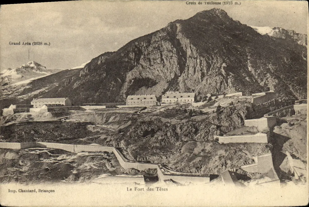 Het Fort van de Koppen — Militair fort in de bergen — Imp. Chautard, Briançon - Voorkant