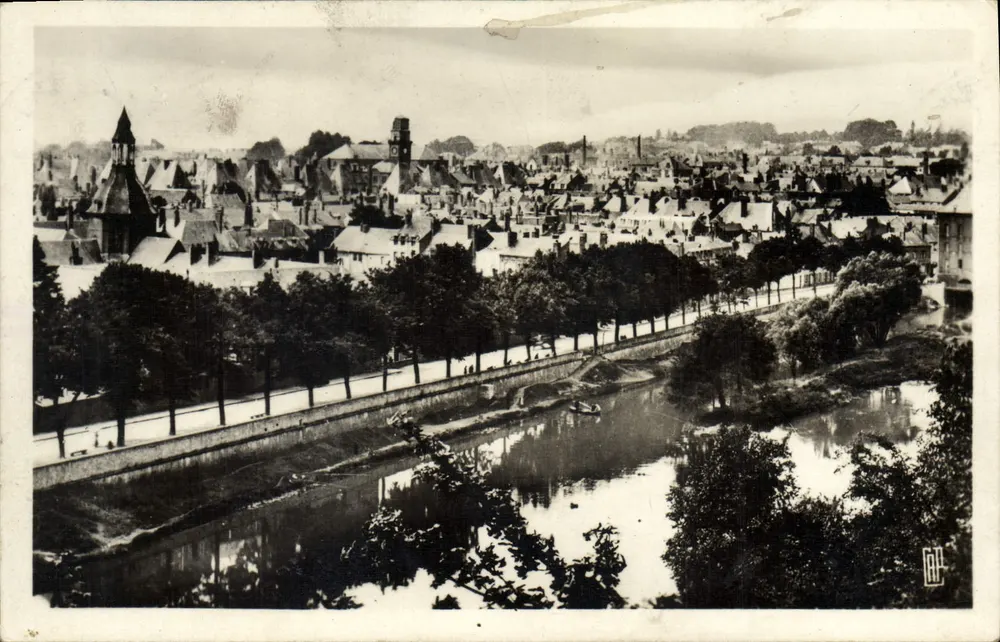 Charleville — Panoramablick vom Mont Olympe — Verlag G.A.P. n° 40 - Vorderseite