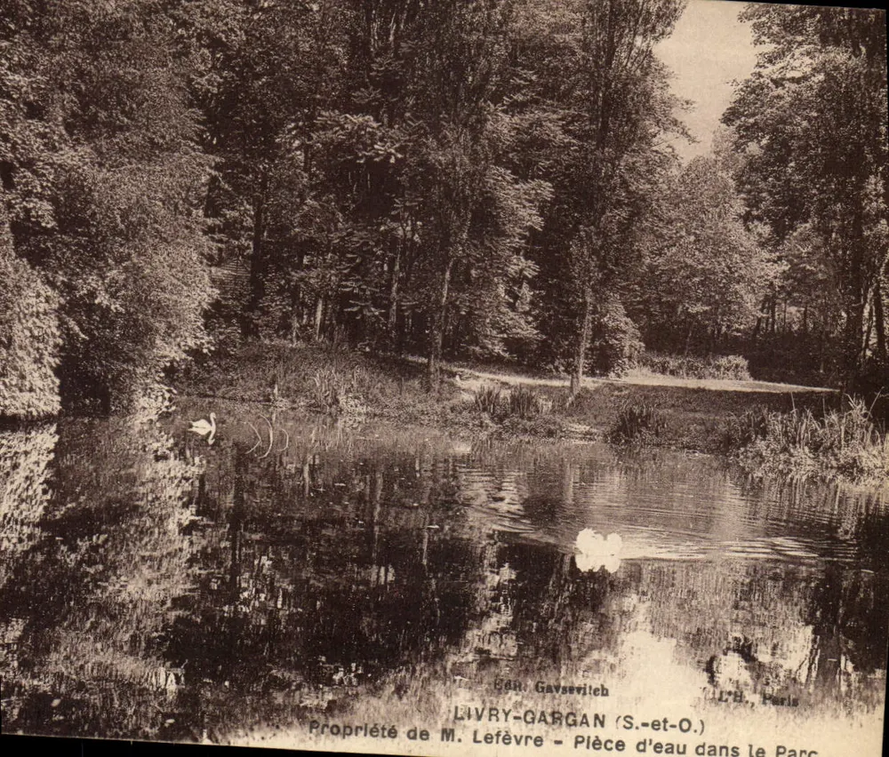 LIVRY-GARGAN (S.-et-O.) — Wasserfläche im Park — Eigentum von M. Lefèvre — Verlag L.H. Paris - Vorderseite