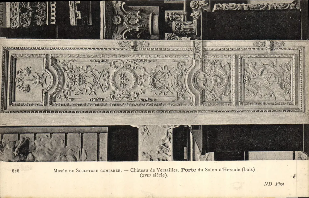 Museo di Scultura Comparata — Castello di Versailles, Porta del Salone di Ercole (legno) — secolo XVII - Recto