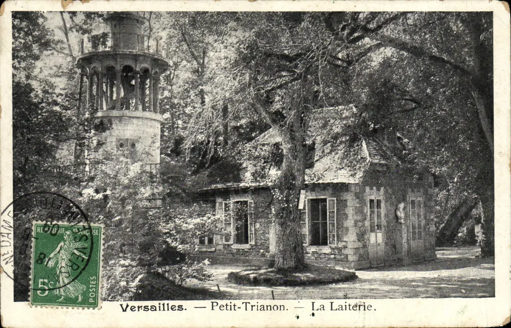 Versailles — Petit-Trianon — A Laiterie - Frente