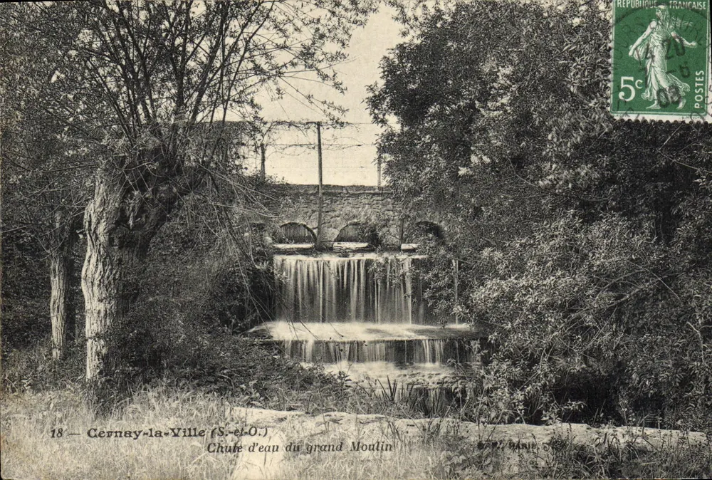 Cernay-la-Ville (S.-et-O.) — Wasserfall des großen Mühlen — Verlag Paris, Nr. 18 - Vorderseite