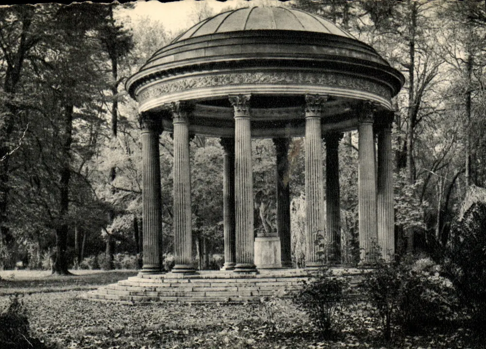 Versailles — O Templo do Amor — Éditions d'Art A.P. - Frente