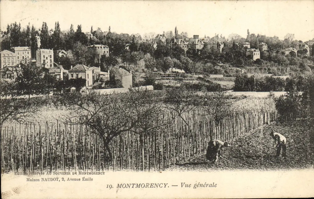 Montmorency — Vista geral — Maison NAUDOT, 2, Avenida Émile - Frente