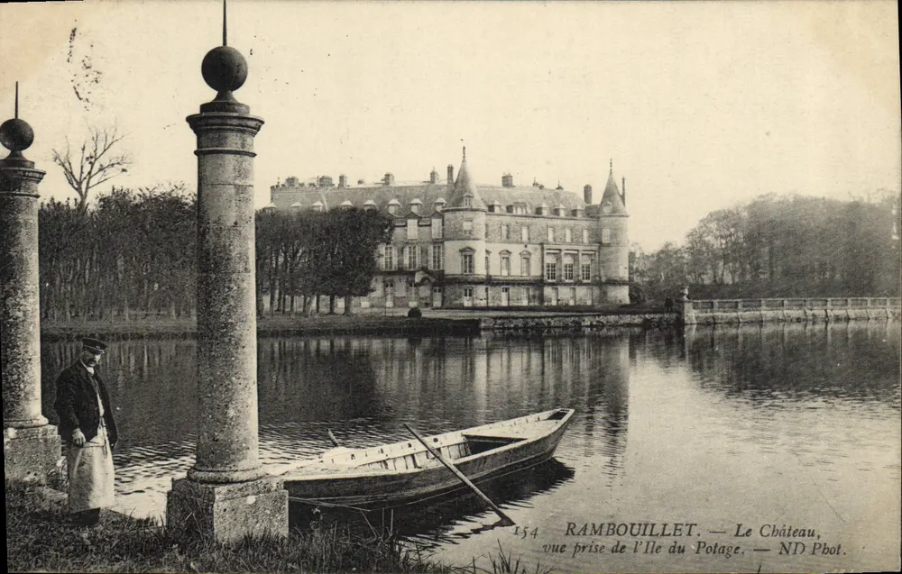 Rambouillet — Das Schloss, Ansicht vom Île du Potage — ND Pbot. - Vorderseite