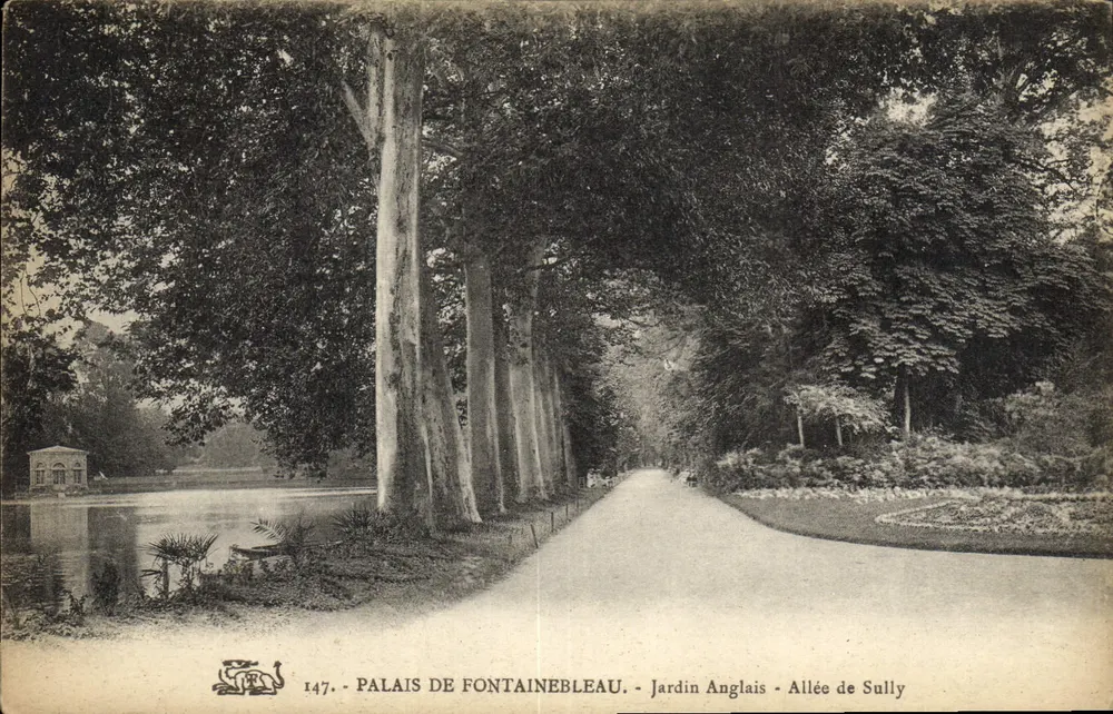 Schloss Fontainebleau - Englischer Garten - Avenue de Sully - Vorderseite