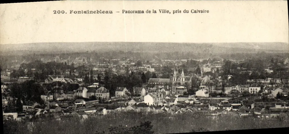 Fontainebleau — Panorama der Stadt, aufgenommen vom Calvaire — Verlag unbekannt, n° 200 - Vorderseite