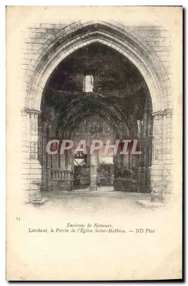 Larchant, het portaal van de kerk van Sint-Mattheus — Omgeving van Nemours — ND Pbot - Voorkant