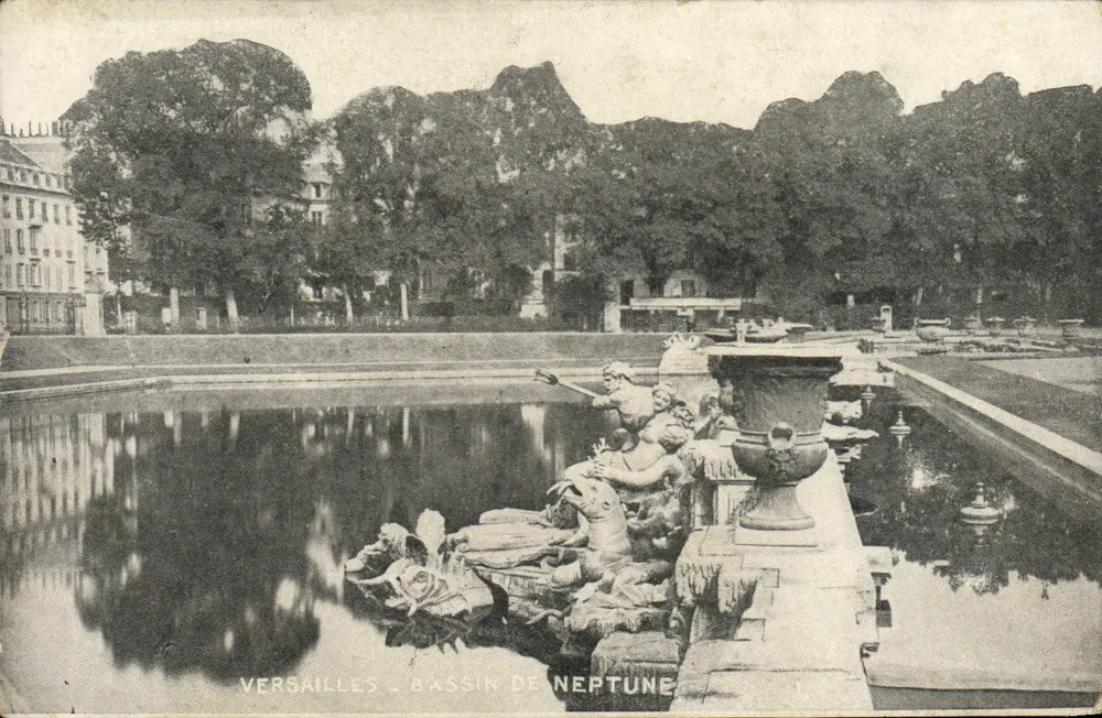Versalhes - Bassin de Netuno — editor não visível, número de série ilegível - Frente
