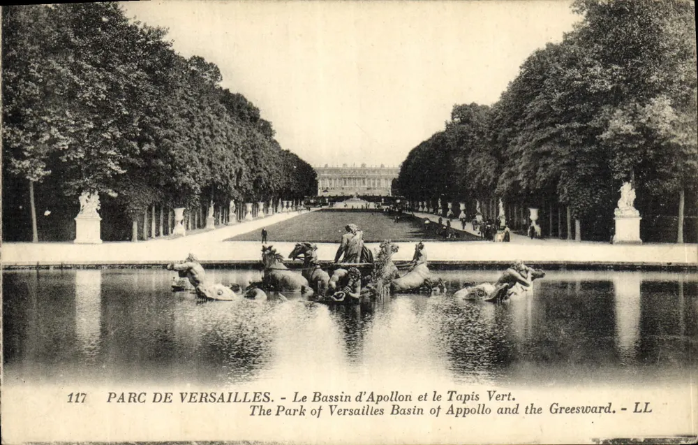Schlosspark Versailles — Der Bassin d'Apollon und der Tapis Vert — LL - Vorderseite