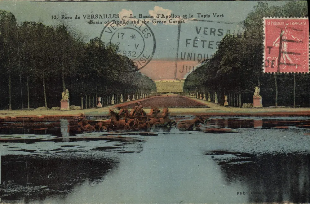 Park von VERSAILLES — Der Apollon-See und der Grün Teppich — Fot. Goujard & Cie - Vorderseite