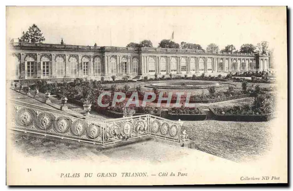 Palais du Grand Trianon — Côté du Parc — Collections ND Phot - Recto