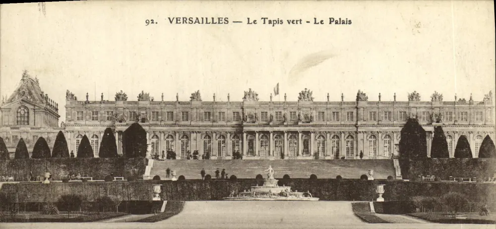 Versailles — O Tapis vert — O Palácio - Frente