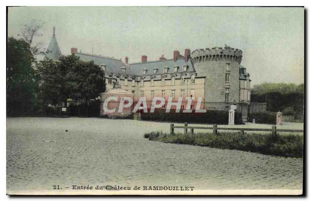 Entrada do Castelo de Rambouillet — vista do castelo com torre redonda e estátua — A. Bourdier, imp. edit., Versailles, n°21 - Frente