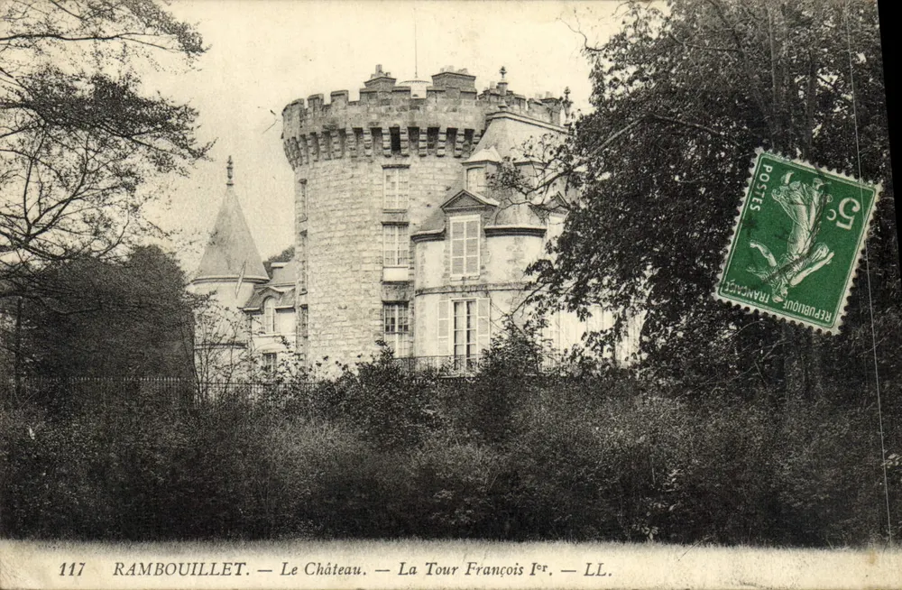 Rambouillet — Das Schloss — Die Tour François Ier — LL. - Vorderseite