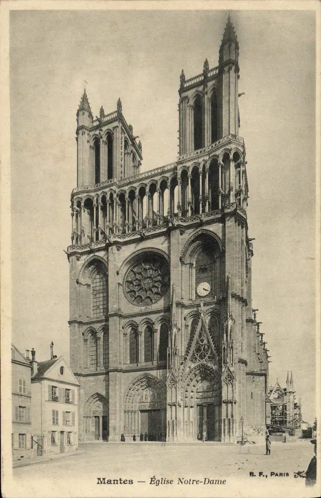 Mantes — Igreja de Nossa Senhora — B. F., Paris - Frente