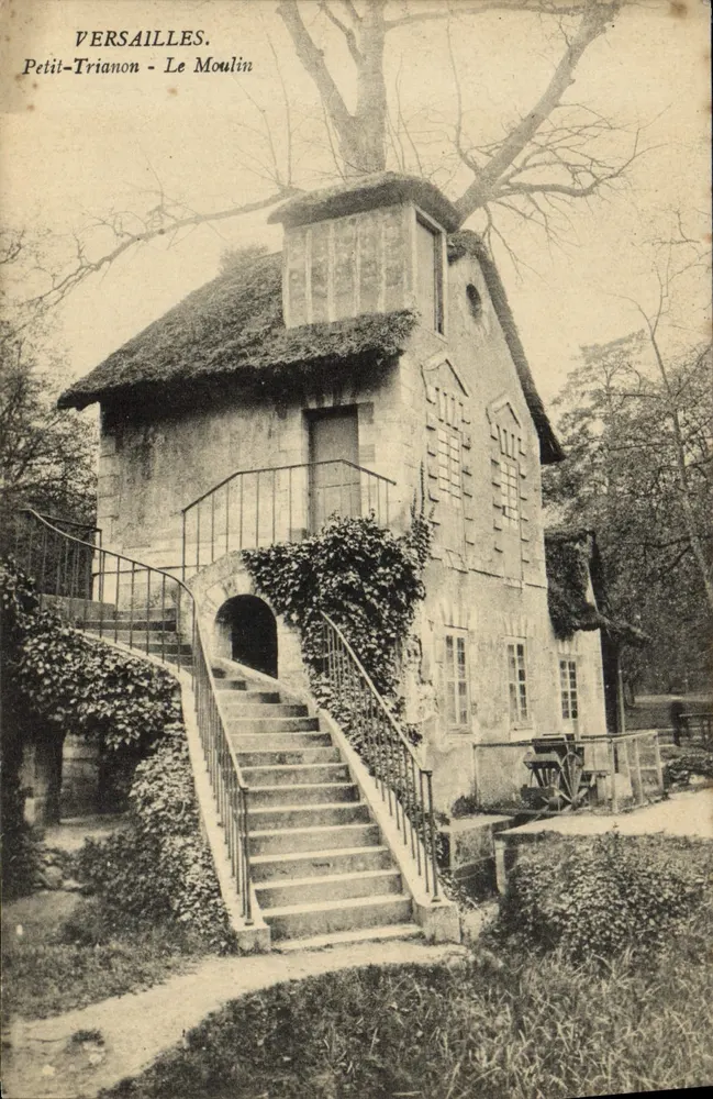 Versalhes. Petit-Trianon - A Moinha - Frente