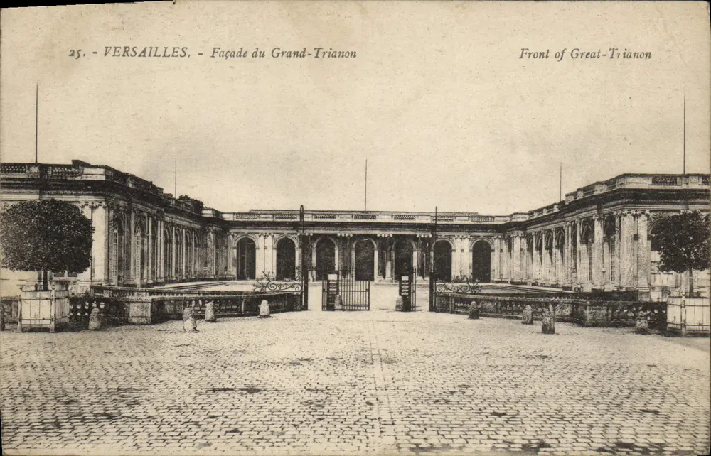 Versailles - Fachada do Grand Trianon — editor N°25 - Frente