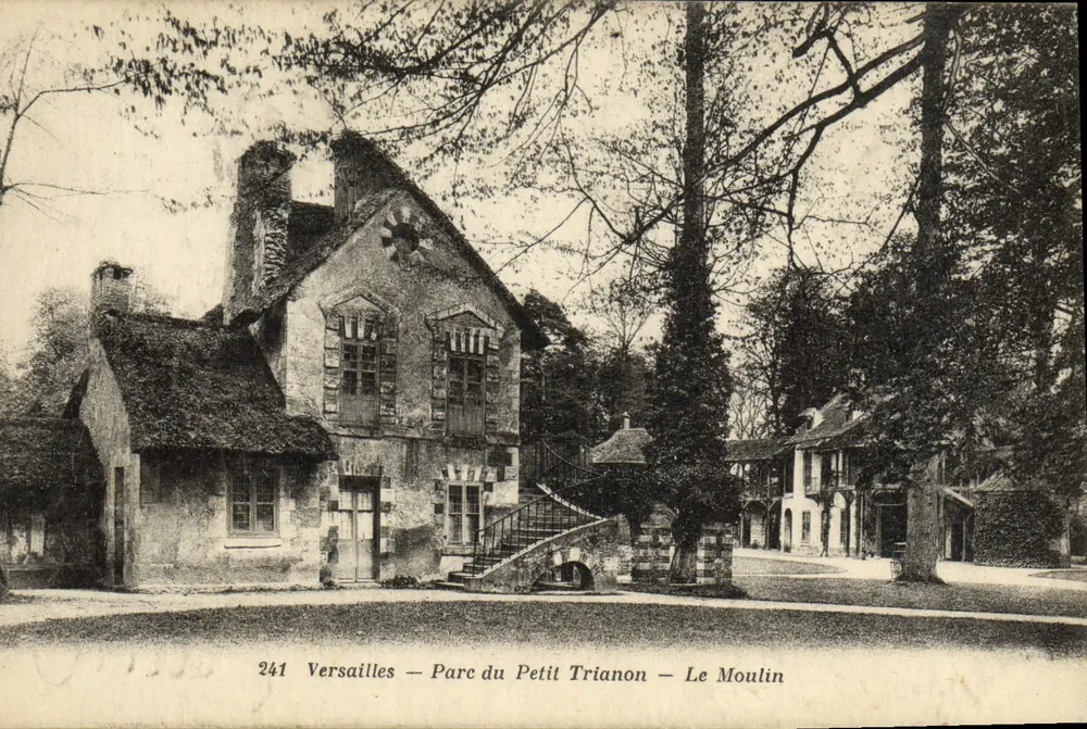 Versalhes — Parque do Petit Trianon — A Moinha — n°241 - Frente