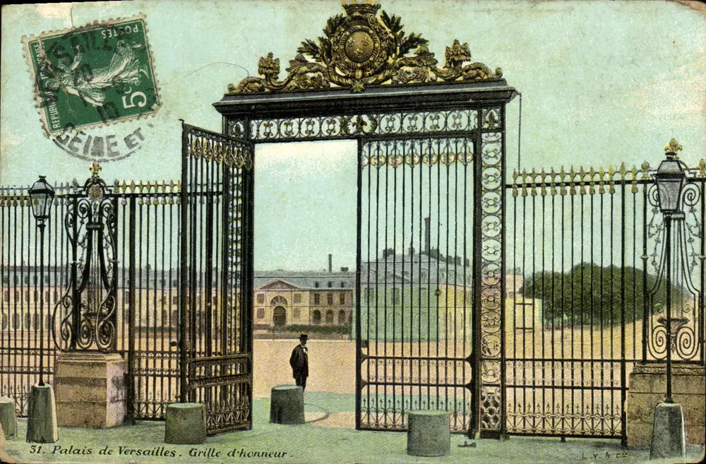 Palácio de Versalhes — Grade de Honra — L.Y. & Cie - Frente